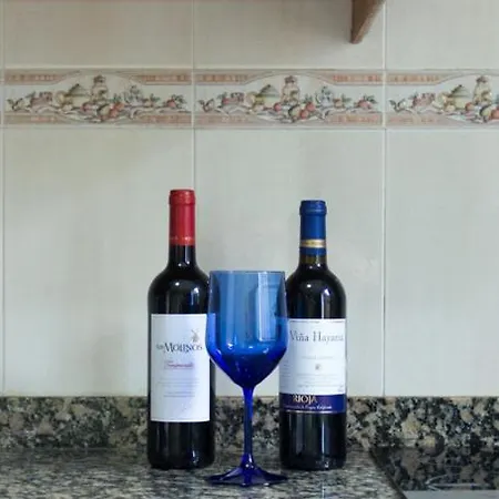 Leonard Playa Blanca (Lanzarote)